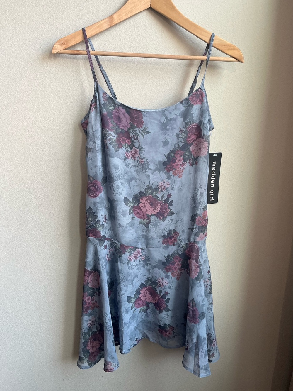 Madden Girl Dusty Blue Floral Spaghetti-Strap Mini Dress Party Graduation - Picture 2 of 3